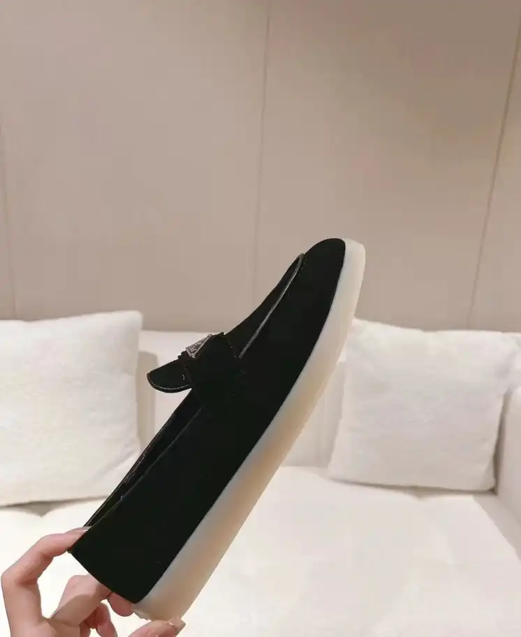 hype Prada Leather Shoes