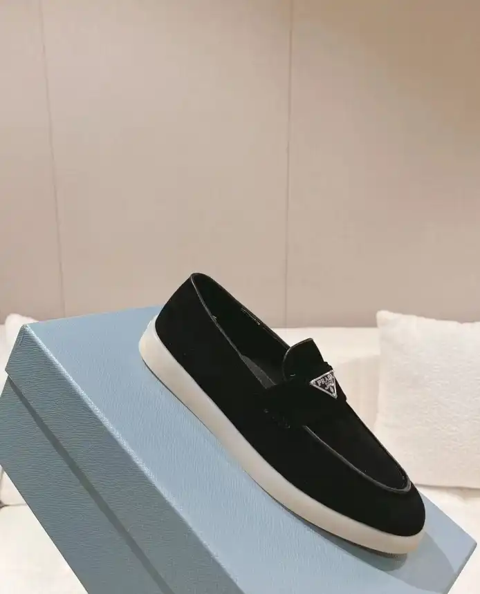 hype Prada Leather Shoes