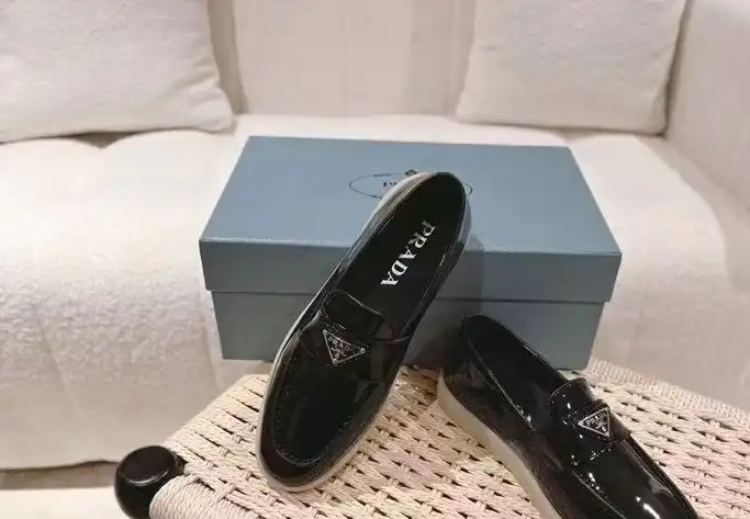 hype Prada Leather Shoes