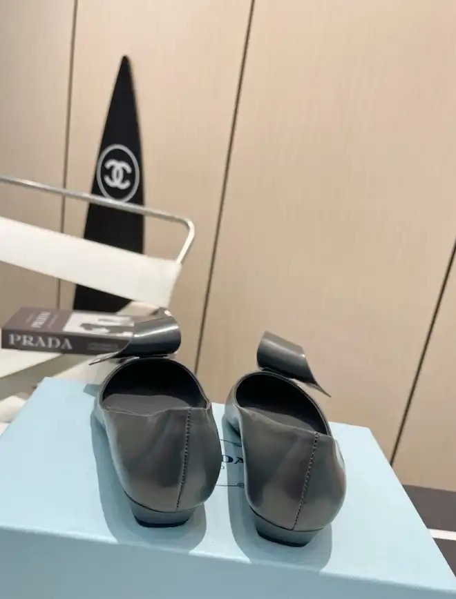 hype Prada flat shoes