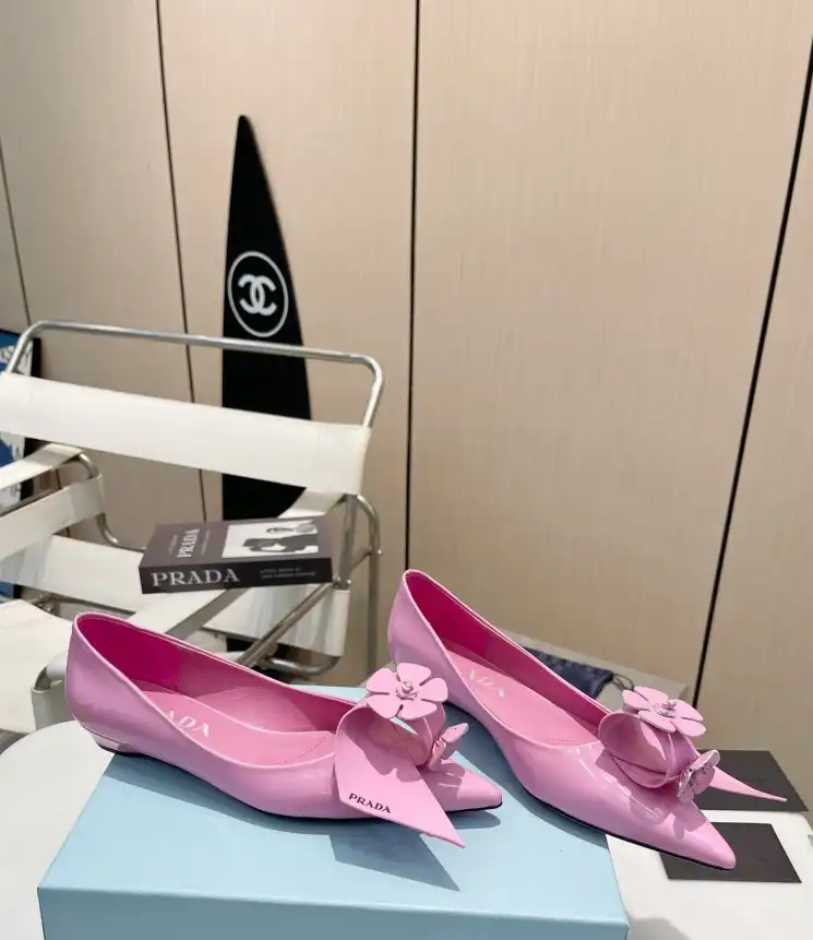 hype Prada flat shoes