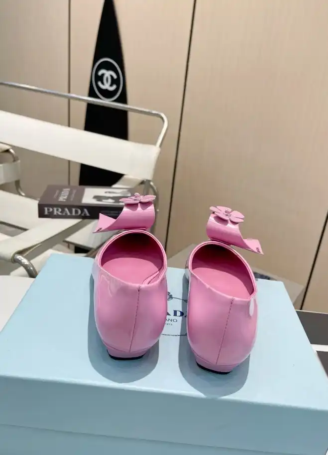 hype Prada flat shoes