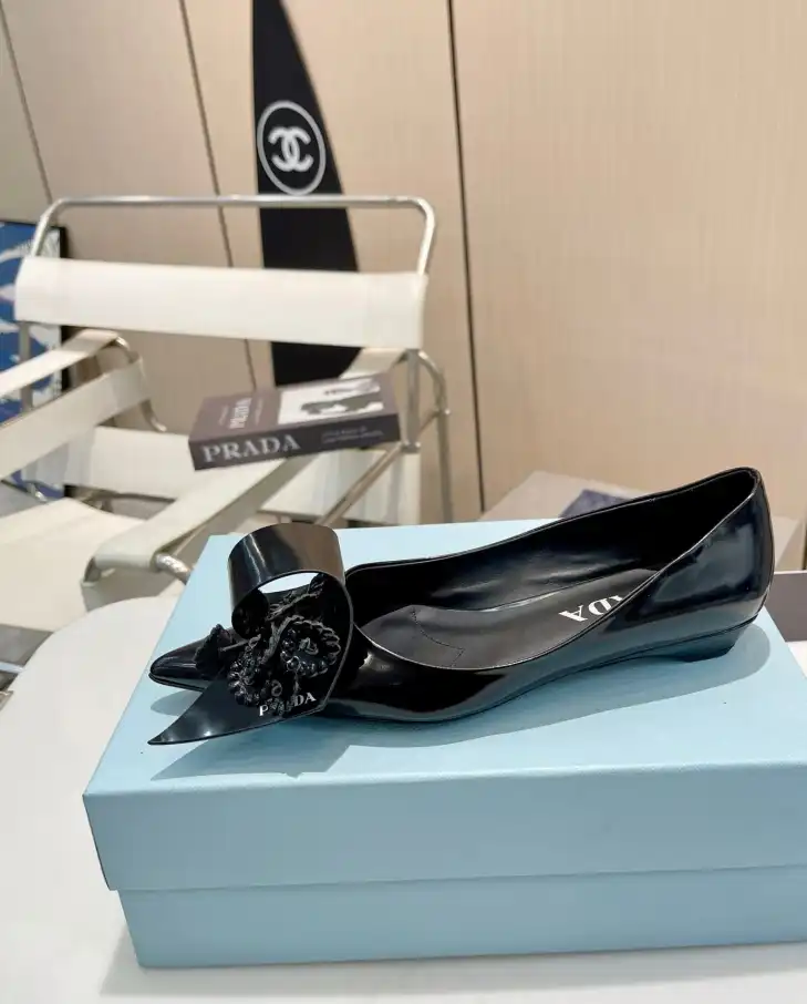 hype Prada flat shoes