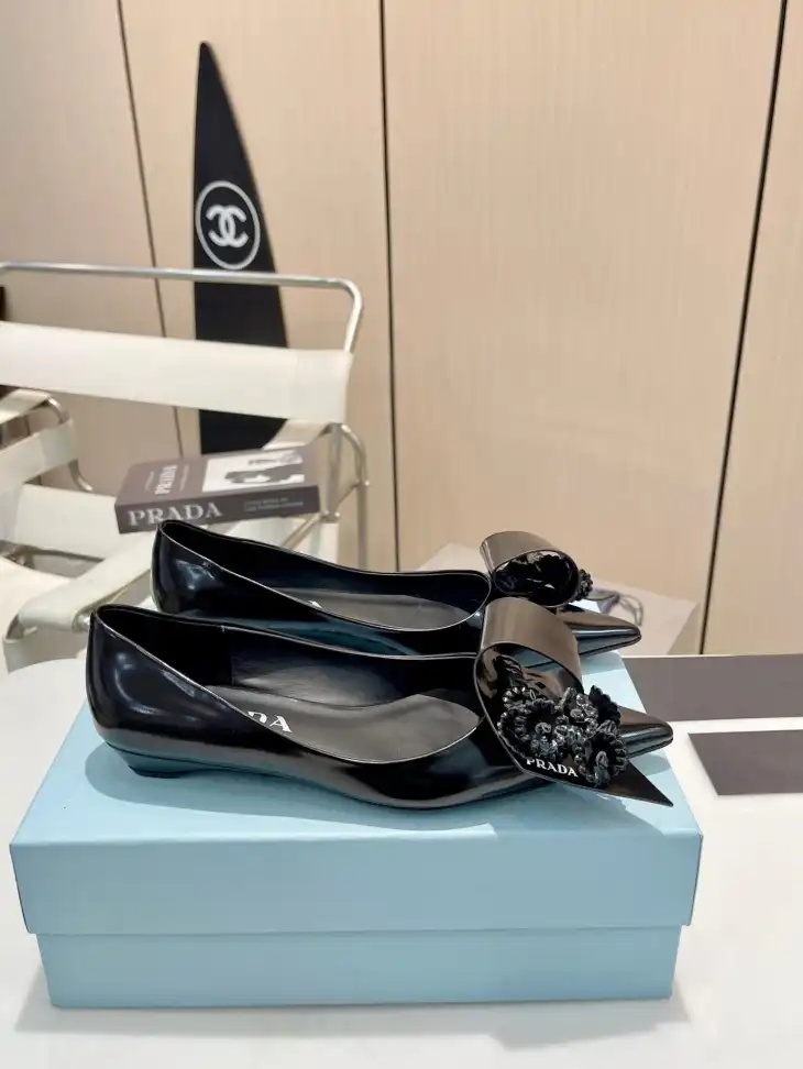 hype Prada flat shoes