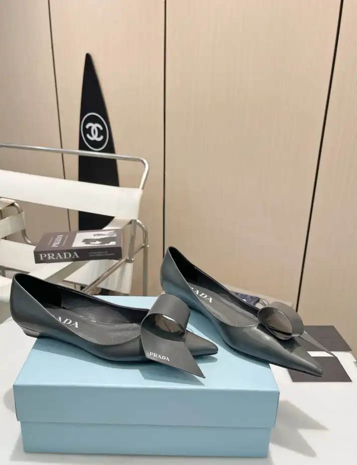 hype Prada flat shoes