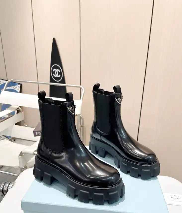 hype Prada Boots