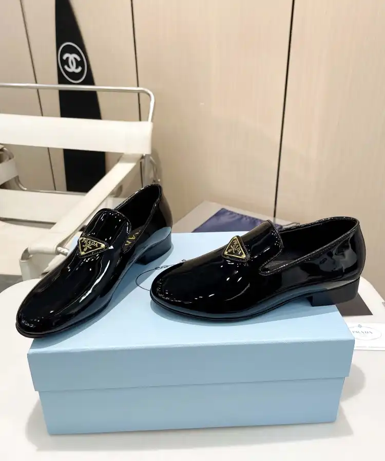 hype Prada Leather Shoes