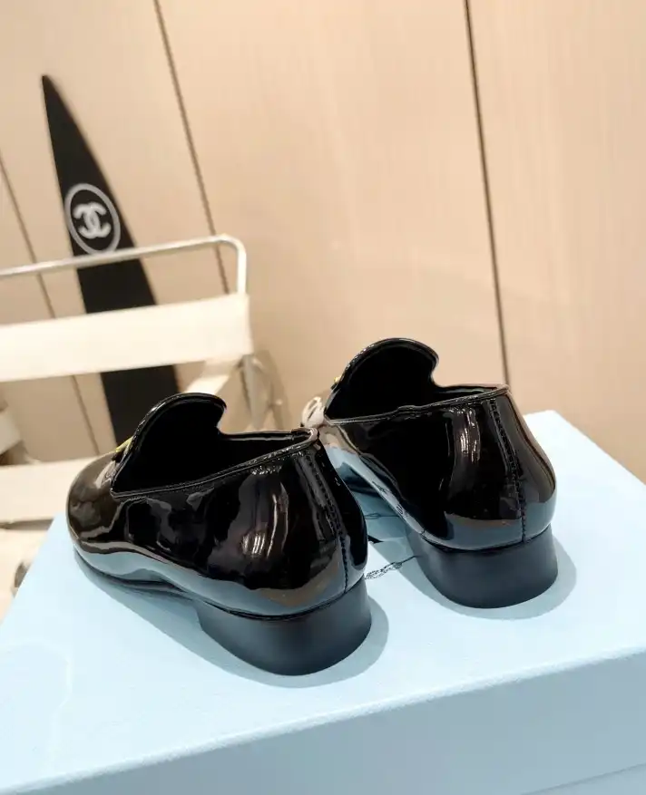 hype Prada Leather Shoes