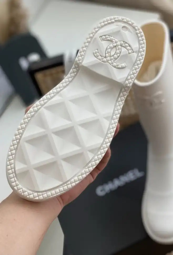 hype Chanel Boots