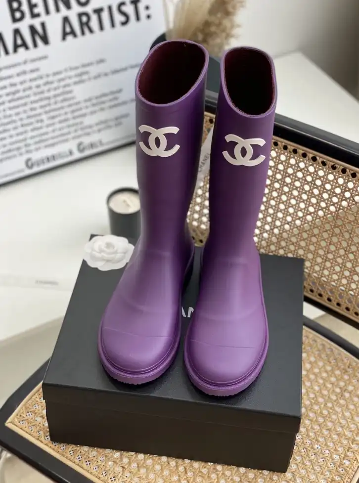 hype Chanel Boots