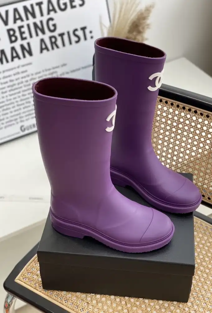 hype Chanel Boots