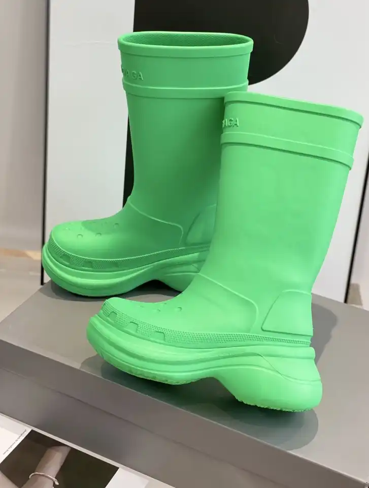 hype Balenciaga Boots