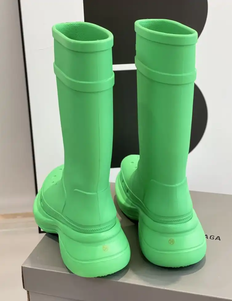 hype Balenciaga Boots