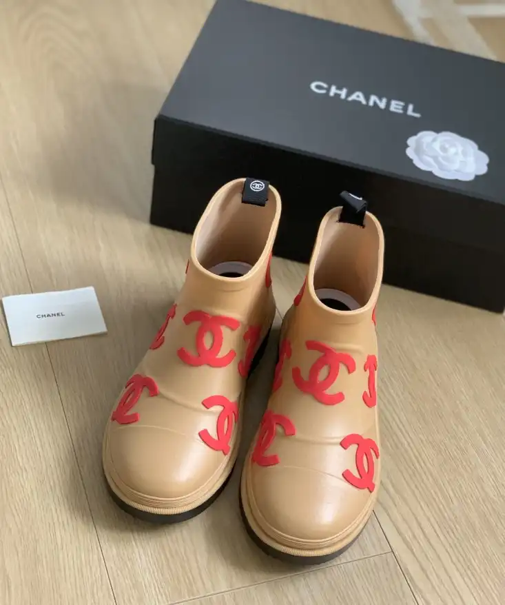 hype Chanel Boots