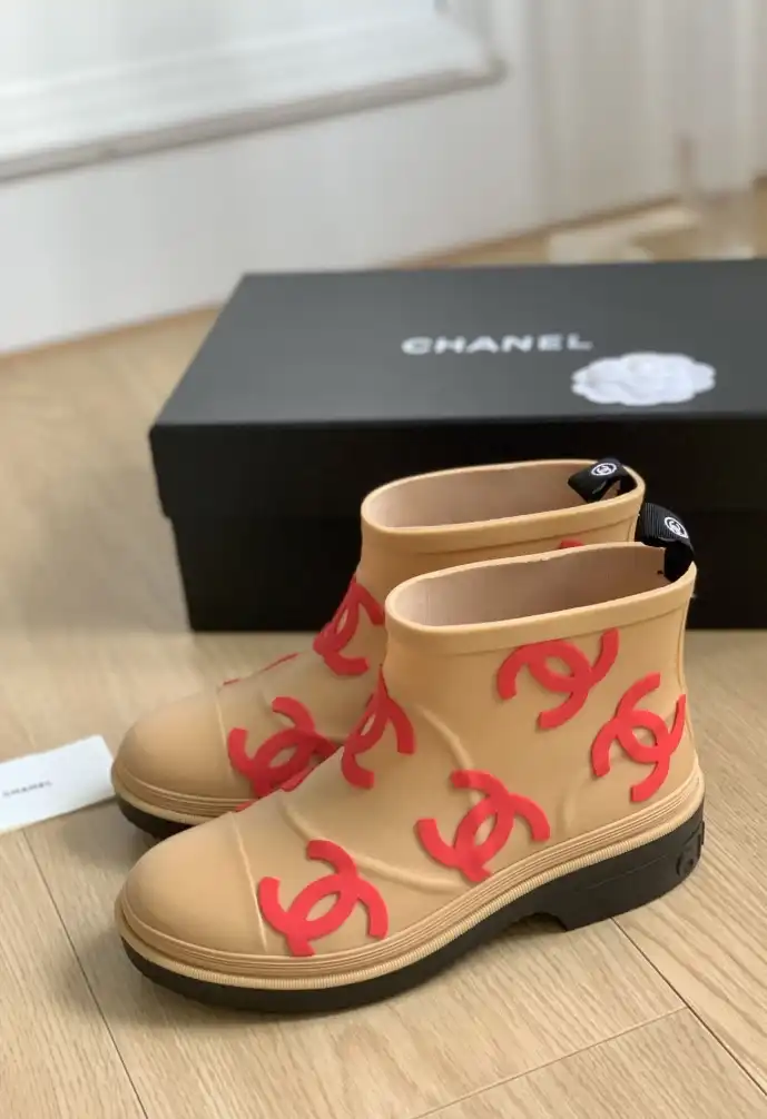 hype Chanel Boots