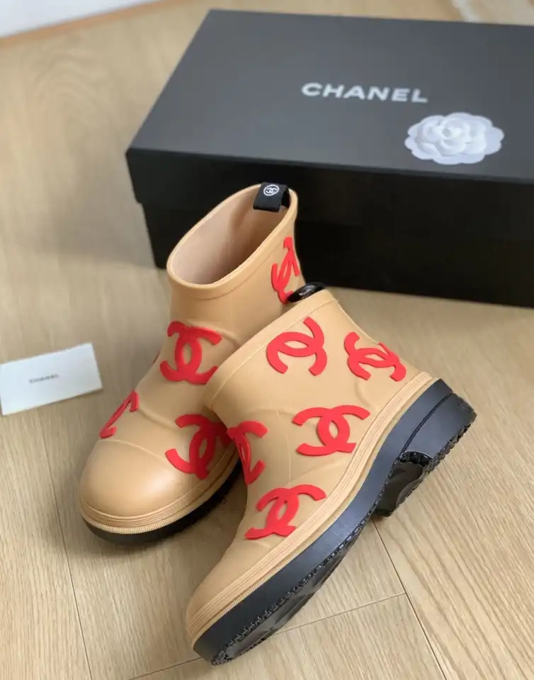 hype Chanel Boots