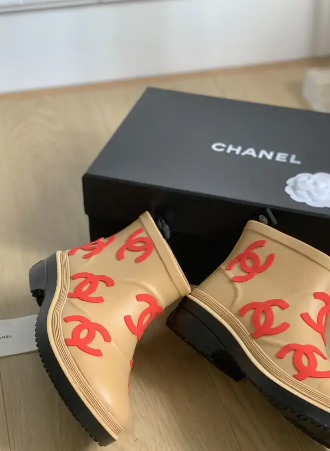 hype Chanel Boots