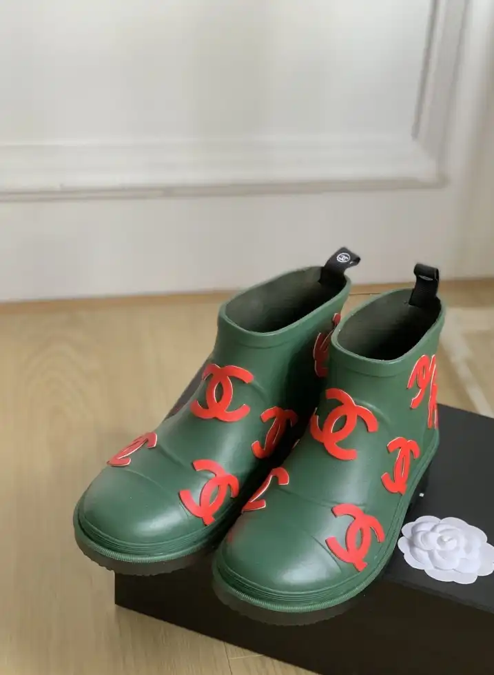 hype Chanel Boots