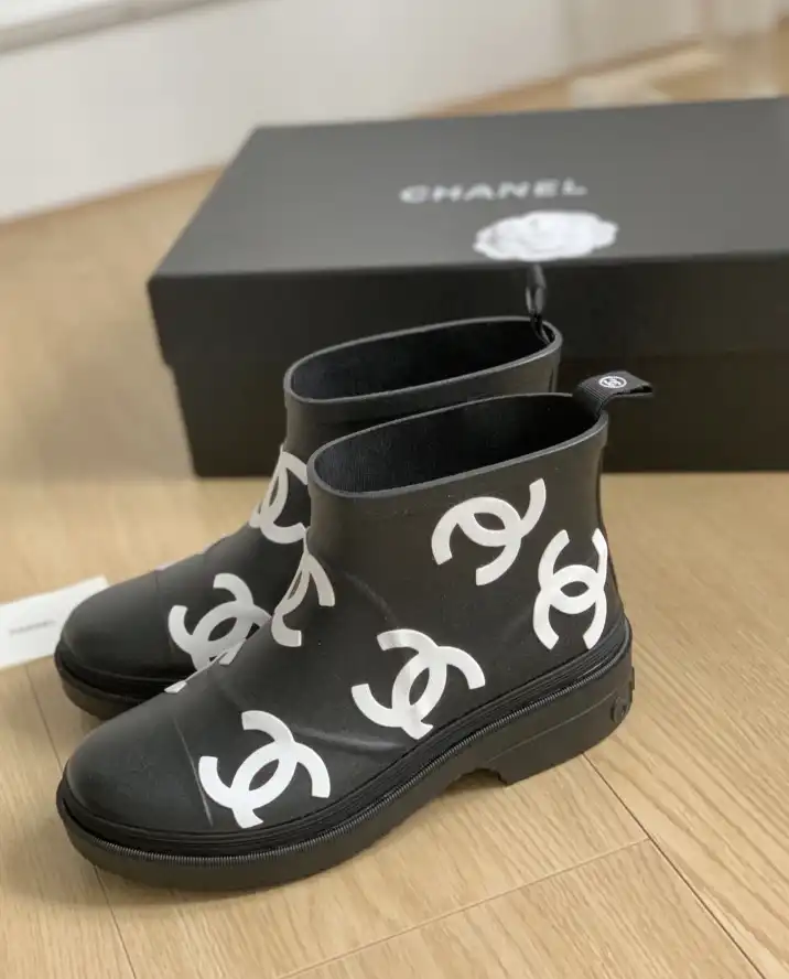 hype Chanel Boots