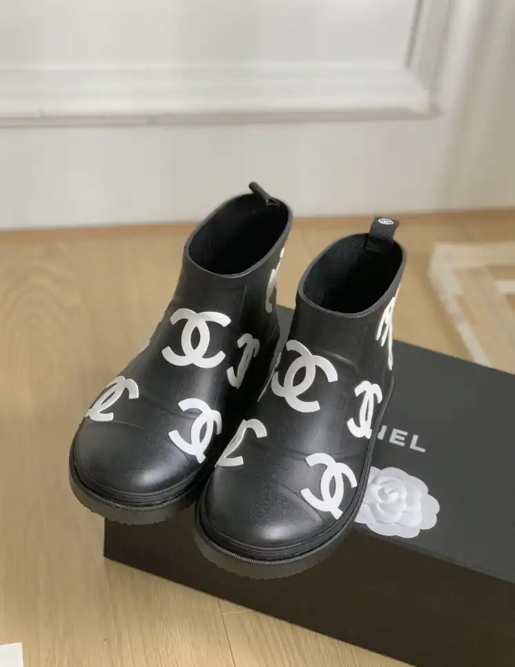 hype Chanel Boots