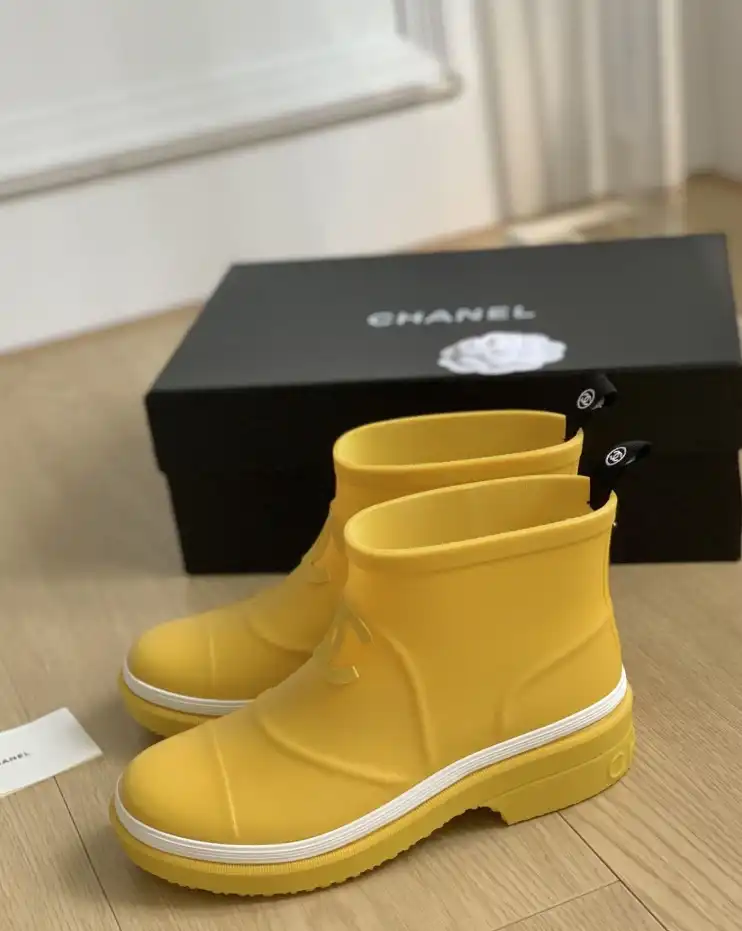 hype Chanel Boots