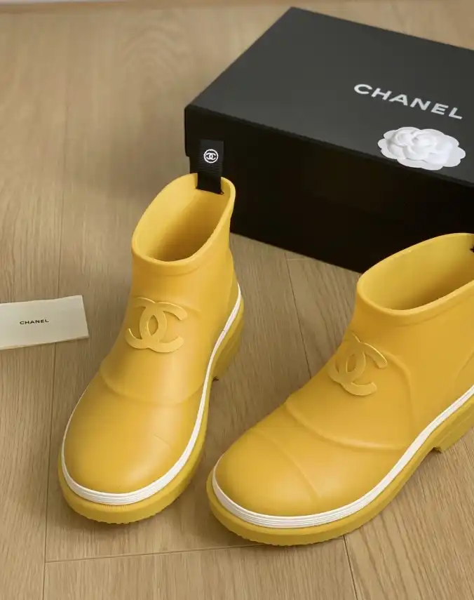 hype Chanel Boots