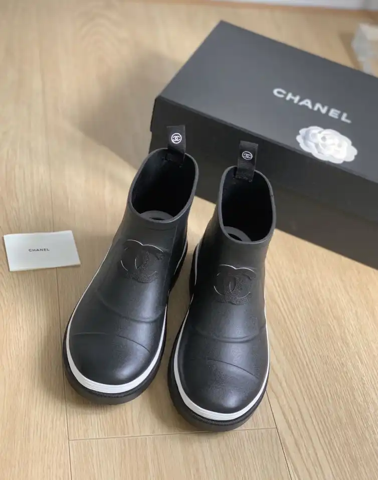 hype Chanel Boots