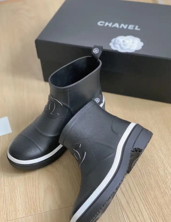 hype Chanel Boots