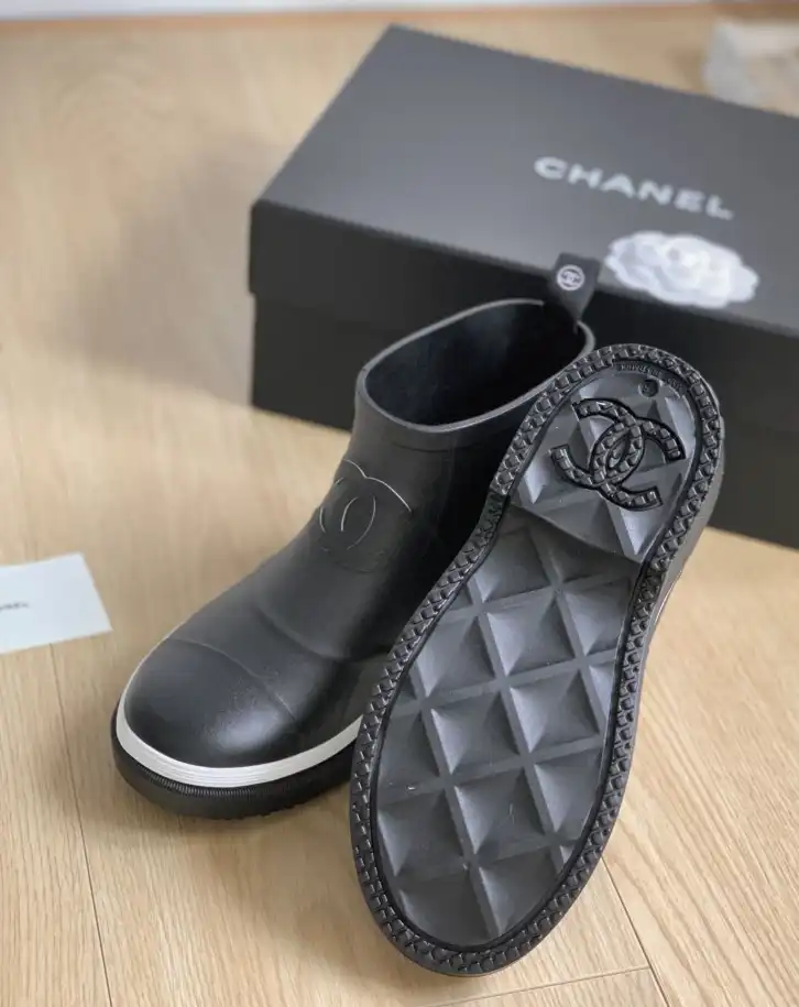 hype Chanel Boots