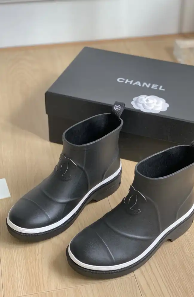 hype Chanel Boots