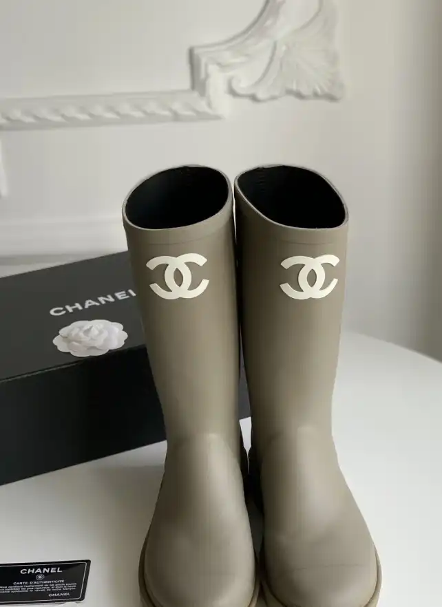 hype Chanel Boots