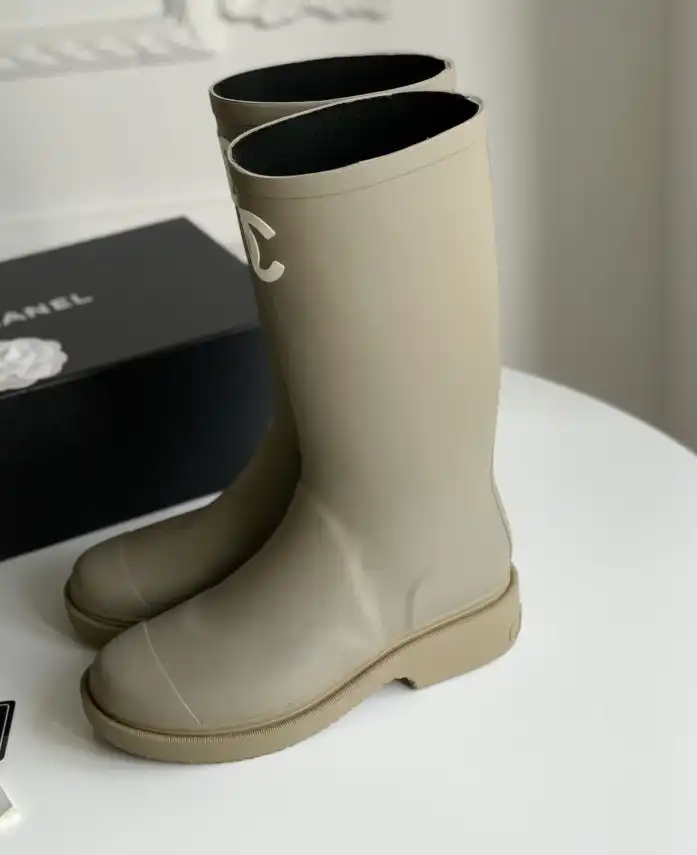 hype Chanel Boots