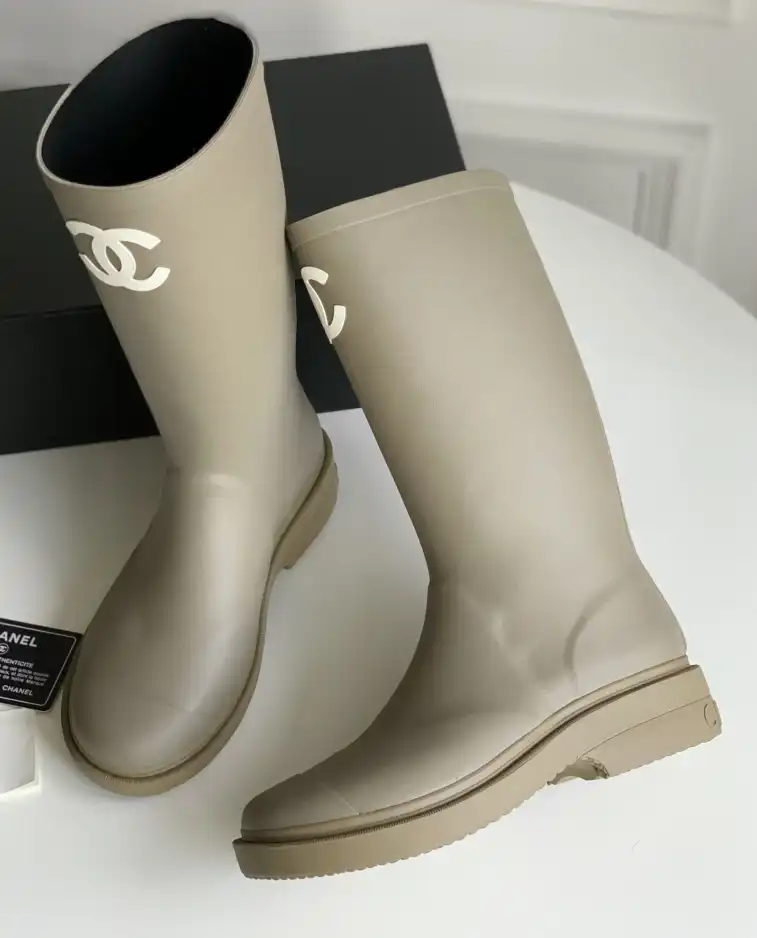 hype Chanel Boots