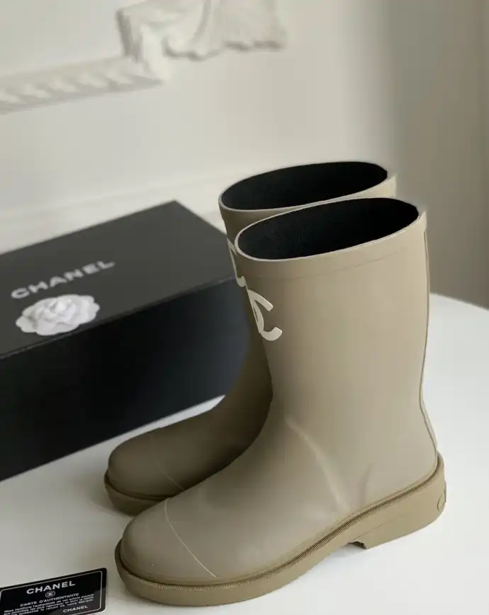 hype Chanel Boots