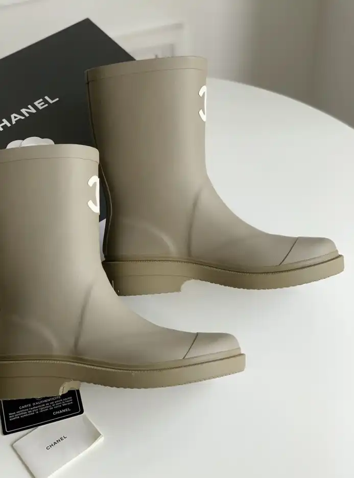 hype Chanel Boots