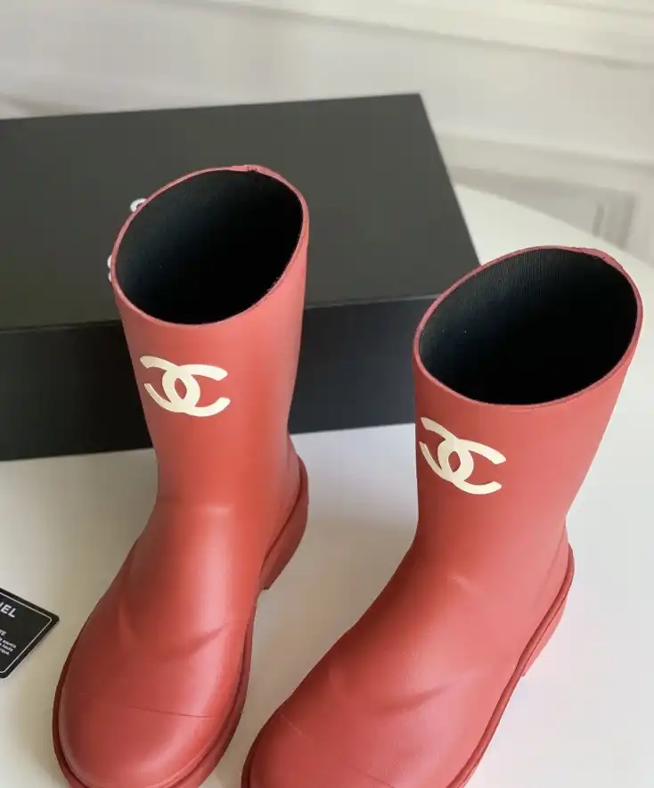 hype Chanel Boots