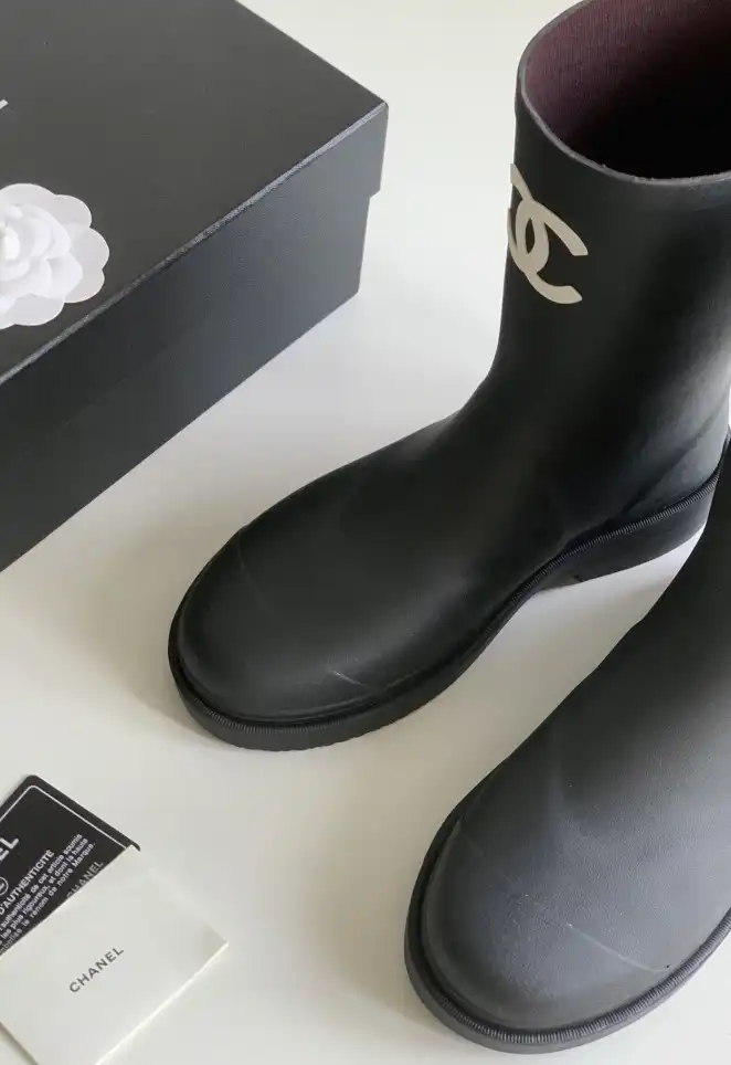 hype Chanel Boots