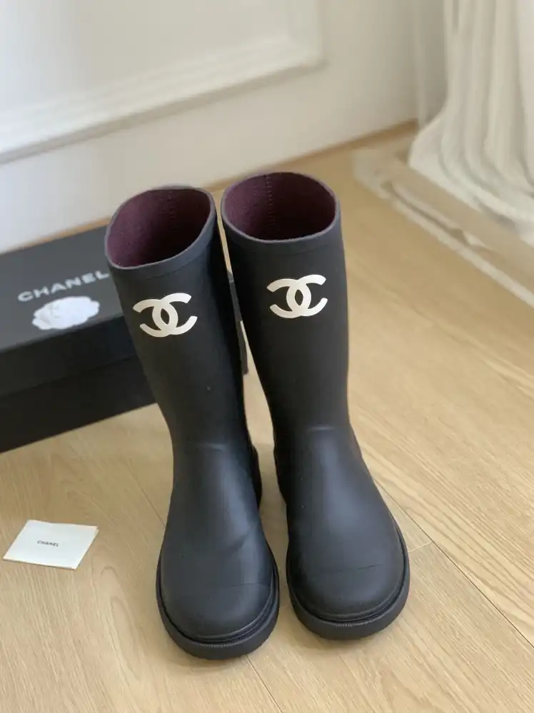 hype Chanel Boots