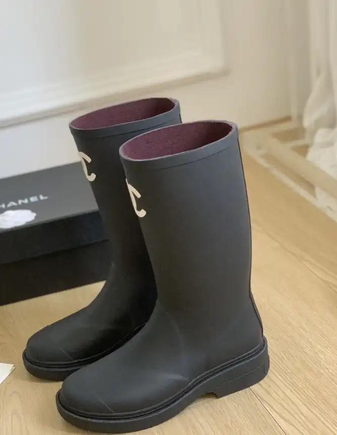 hype Chanel Boots