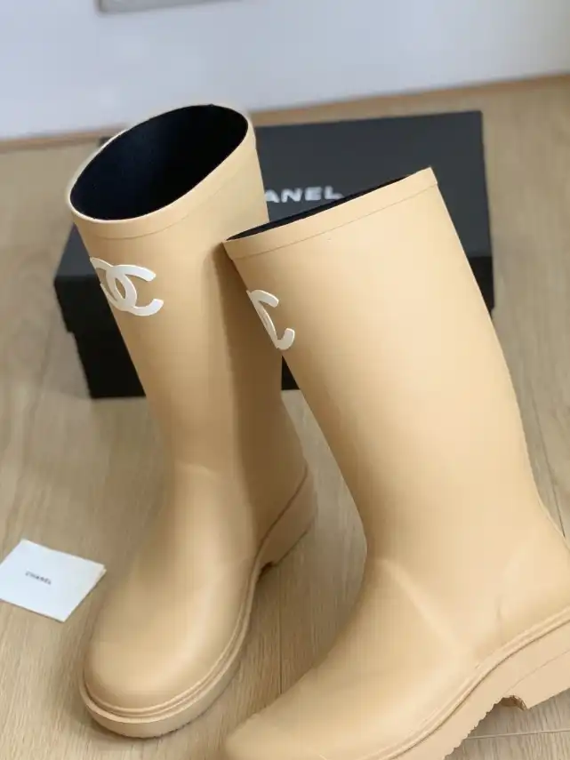 hype Chanel Boots