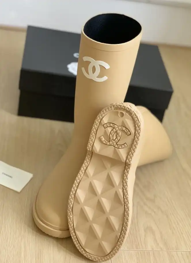 hype Chanel Boots