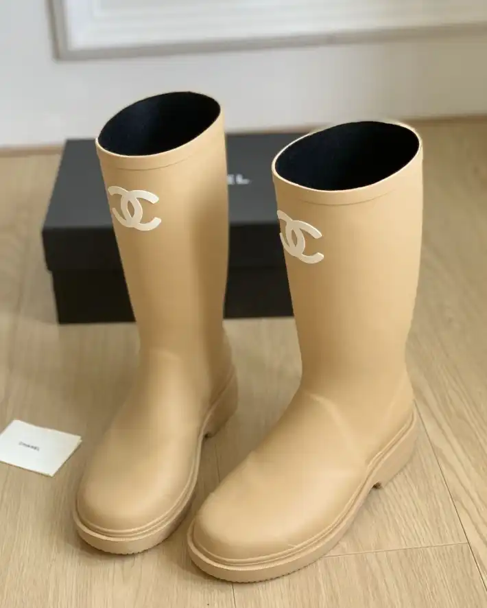 hype Chanel Boots