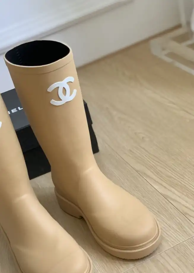 hype Chanel Boots