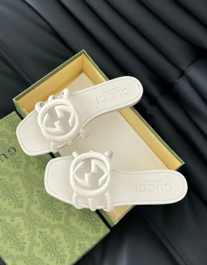 hype Gucci Slippers