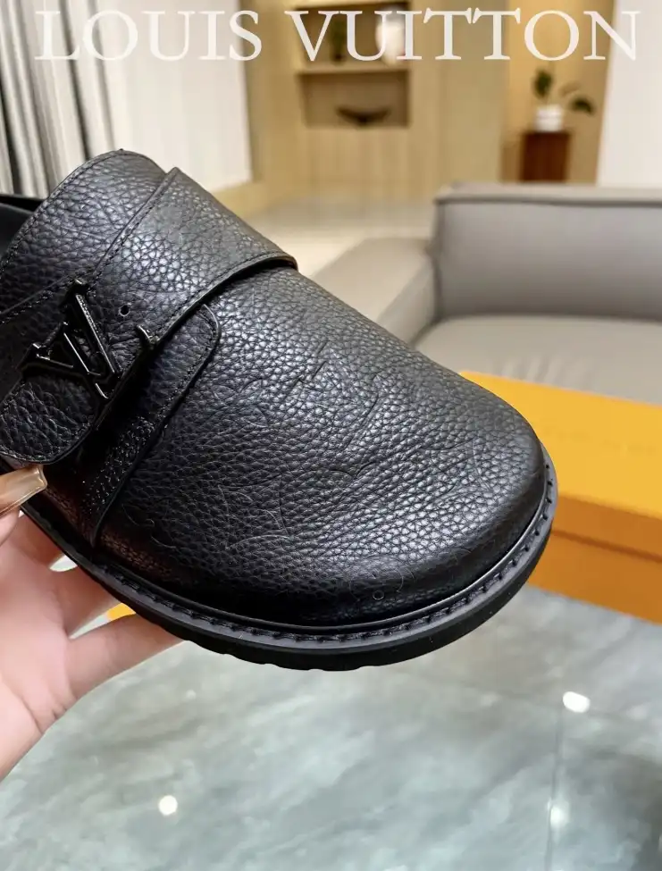 hype LV Slippers