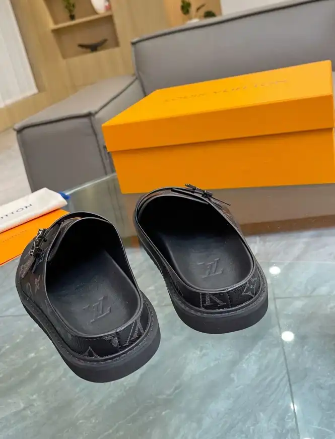 hype LV Slippers