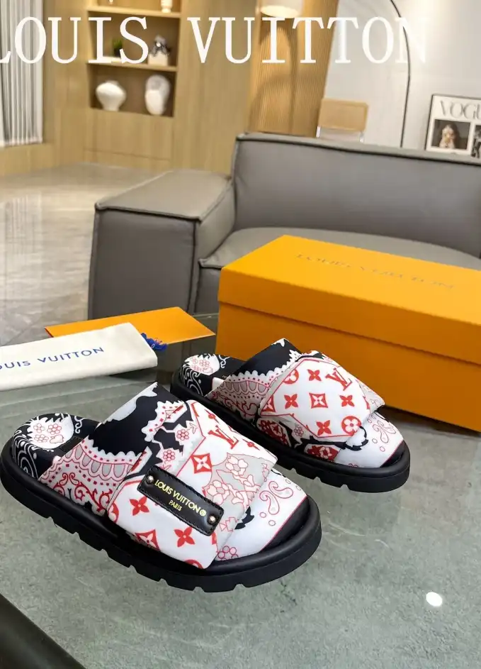 hype LV Slippers