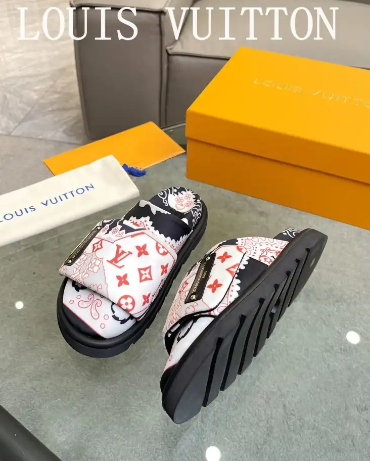 hype LV Slippers