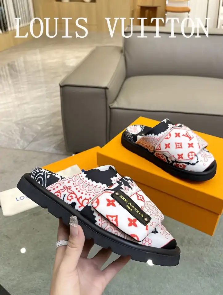 hype LV Slippers