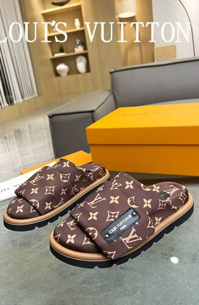 hype LV Slippers